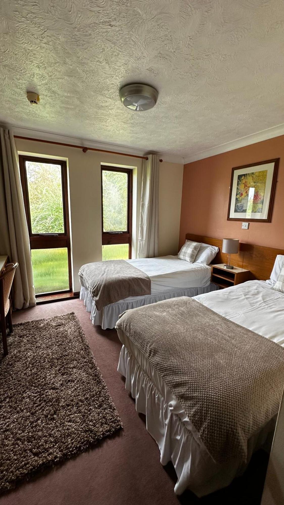 Farmhouse Inn Thaxted Екстер'єр фото